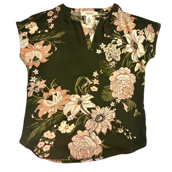 Workshop Republic ✨$8 when bundled✨floral Blouse - Picture 1 of 8